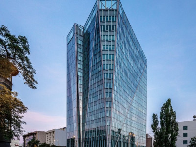 Spaţiu de birou în clădirea Crystal Tower