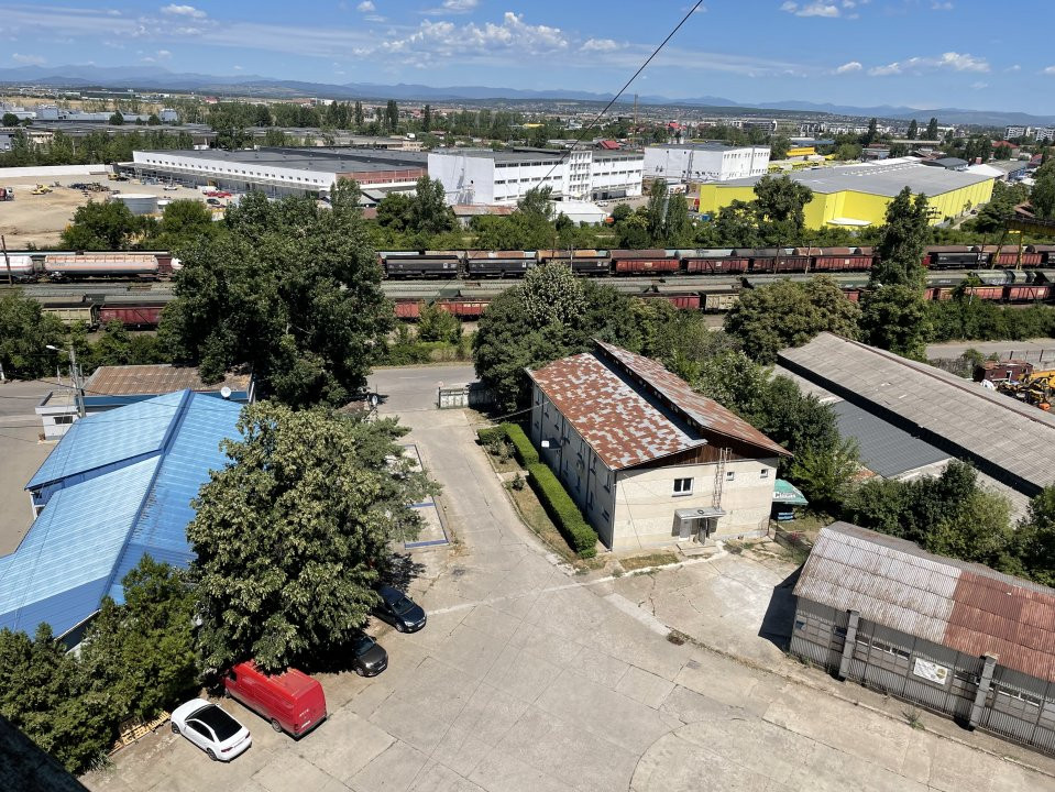 Vânzare proprietate industrială 14.988mp în Ploieşti, Prahova