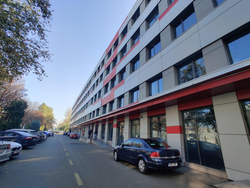 Spatii de birouri Preciziei Business Center