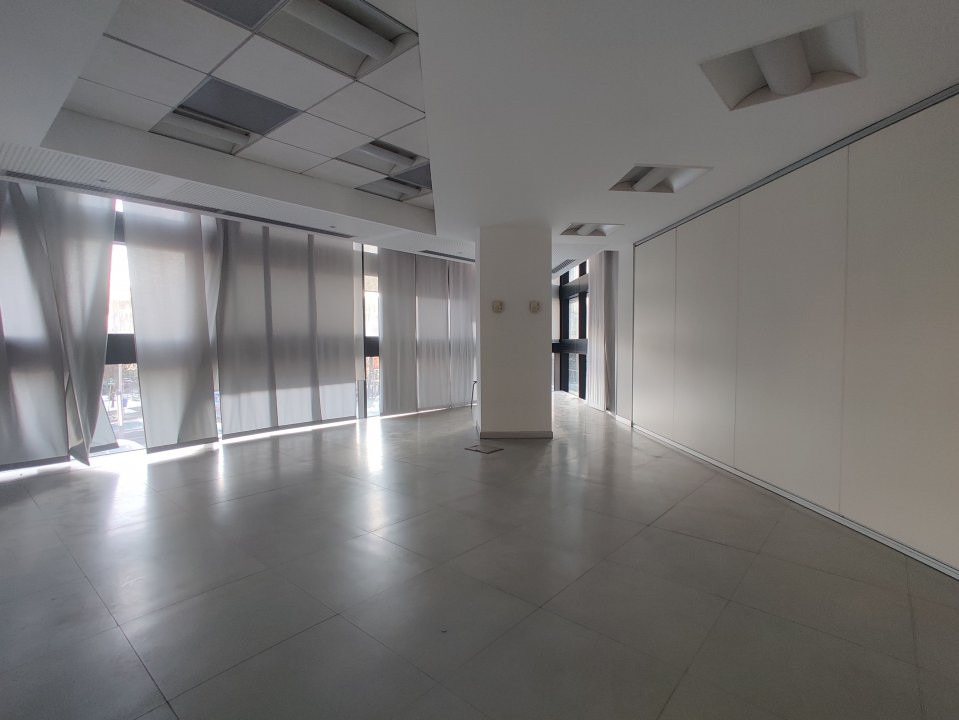 Spaţii de birou în clădirea Corner Office, zona Barbu Văcărescu - Promenada