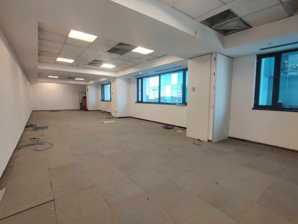 Spaţii de birou în clădirea Corner Office, zona Barbu Văcărescu - Promenada