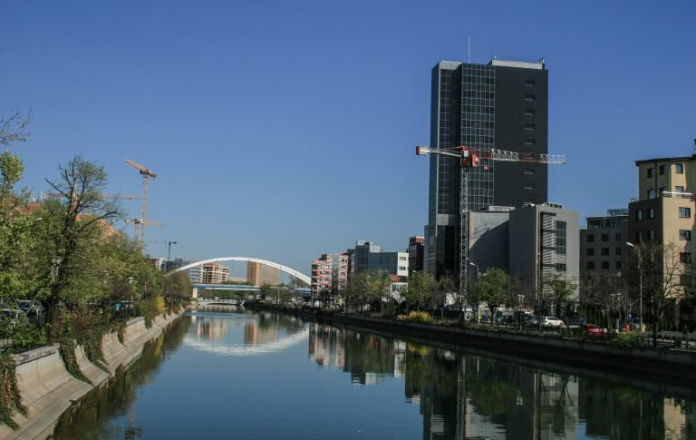 Spaţii de birou în clădirea Riverside Tower - Grozăveşti