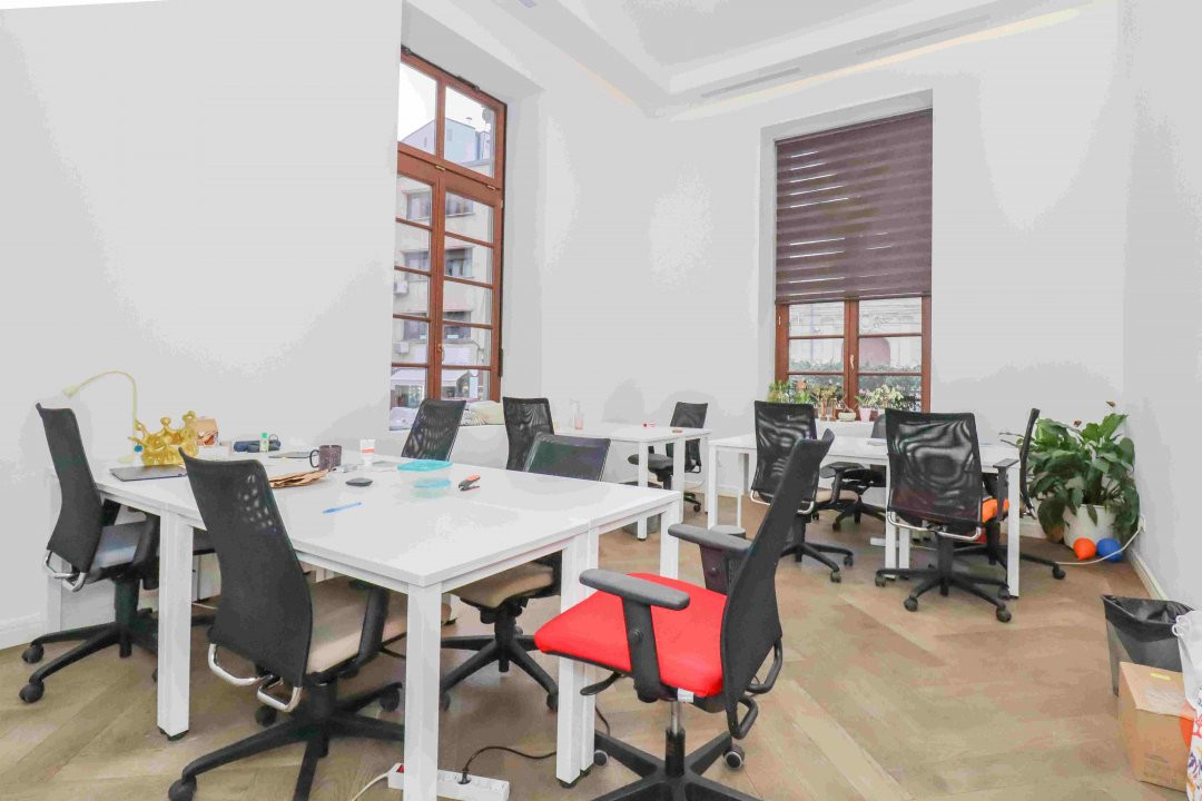 Spaţiu de birou în vila modernă - Enescu Offices