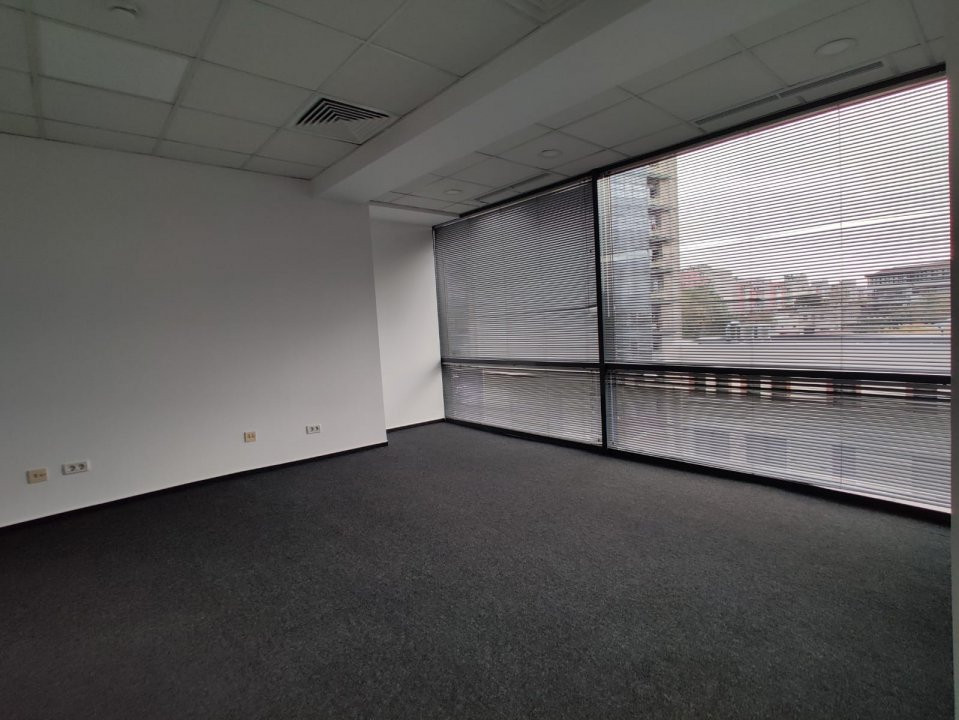 Spaţiu de închiriat pentru birouri în clădirea Dacia Business Center - Moşilor