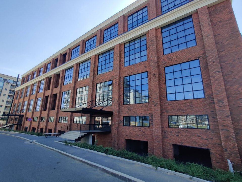 Spaţiu de închiriat în clădirea Brick Lofts Office