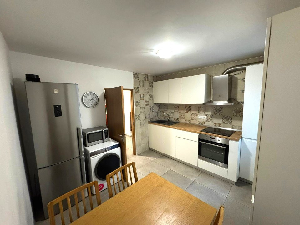 De vânzare: apartament cu 2 camere – zona 13 Septembrie / Samuil Vulcan