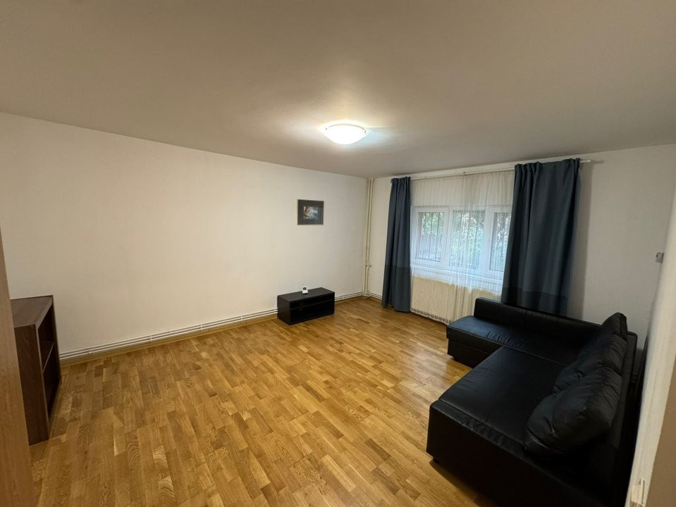 De vânzare: apartament cu 2 camere – zona 13 Septembrie / Samuil Vulcan