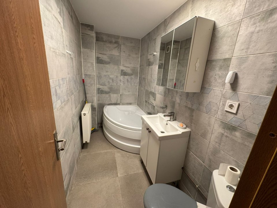 De vânzare: apartament cu 2 camere – zona 13 Septembrie / Samuil Vulcan