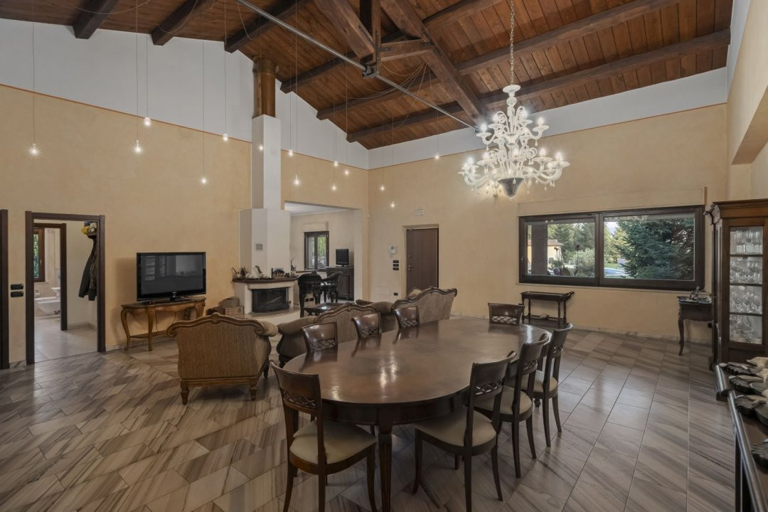Vila Exclusivistă din Cernica – Eleganță, Spațiu și Natură.