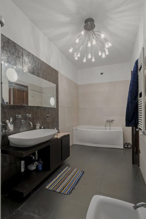 Vila Exclusivistă din Cernica – Eleganță, Spațiu și Natură.