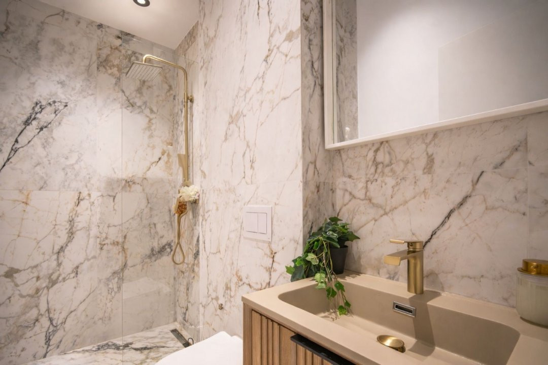 Apartament nou, 3 camere, mobilat, zona Ferdinand 