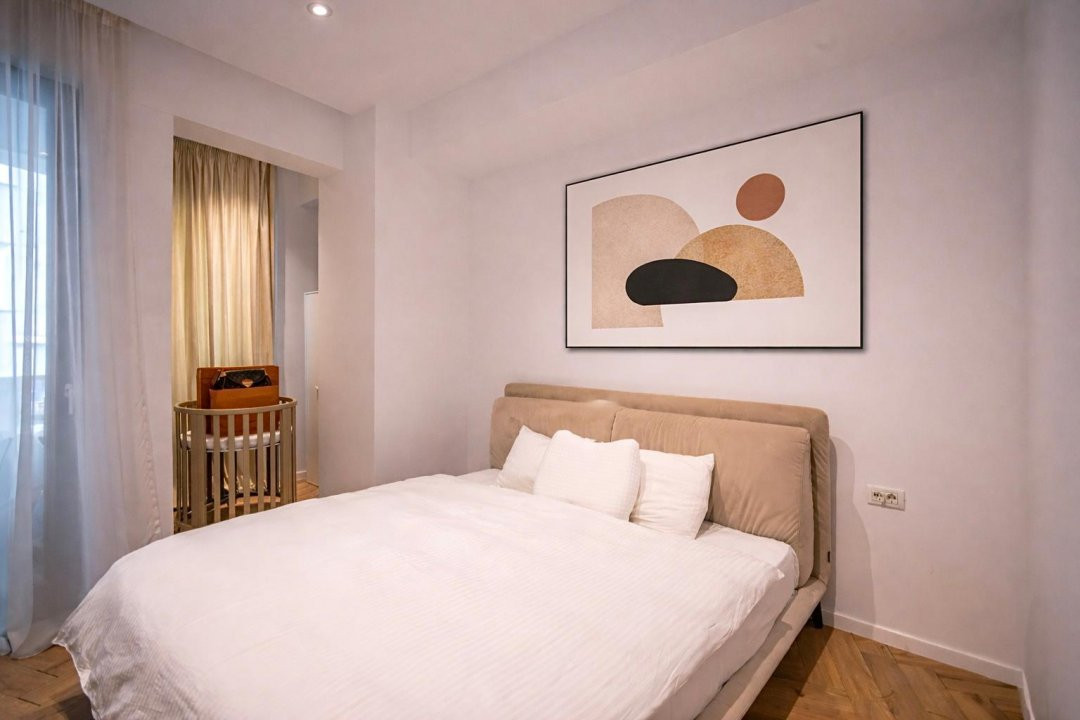 Apartament nou, 3 camere, mobilat, zona Ferdinand 