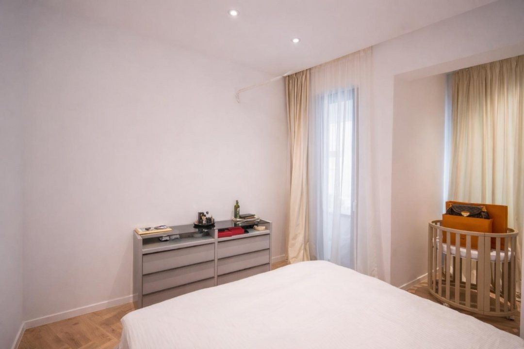 Apartament nou, 3 camere, mobilat, zona Ferdinand 