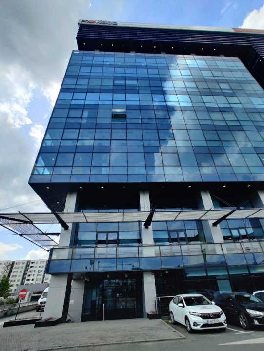 Spaţiu de birouri în clădirea Cubic Center - Pipera - Rond OMV 