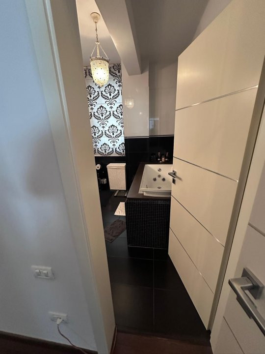 Apartament modern cu 3 camere, locatie excelenta