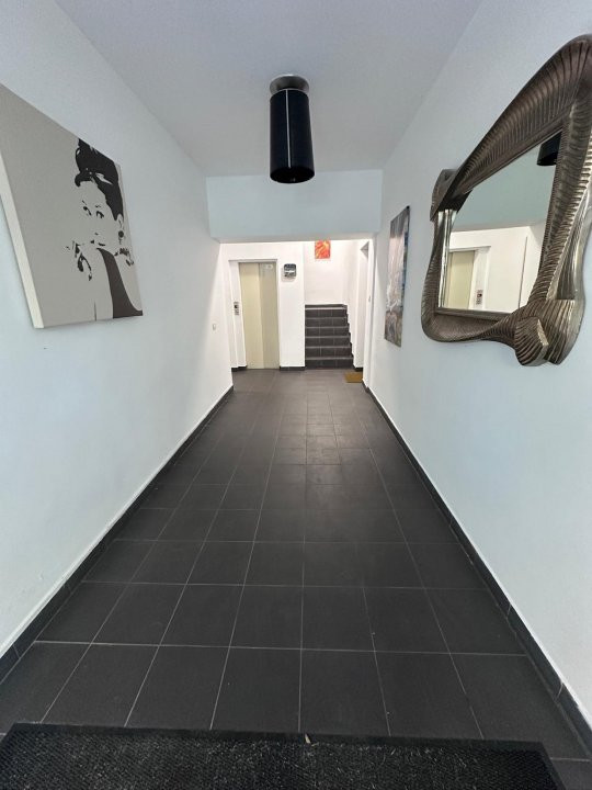 Apartament modern cu 3 camere, locatie excelenta