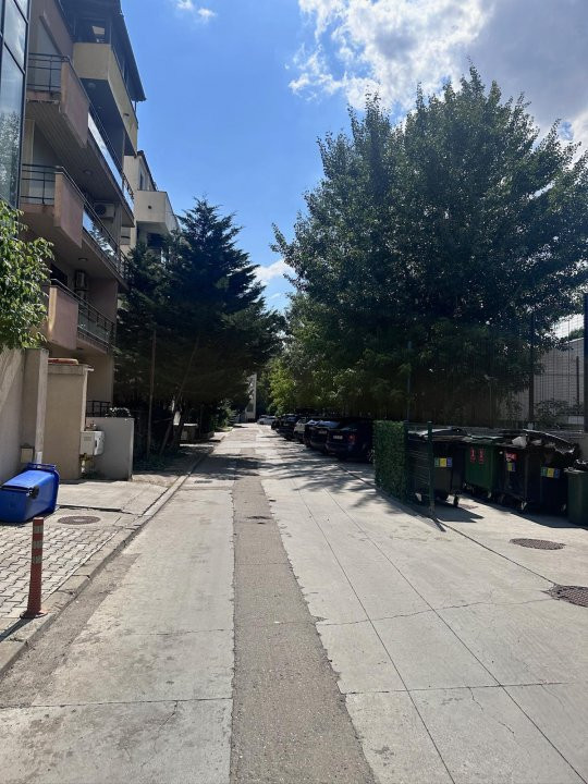 Apartament modern cu 3 camere, locatie excelenta