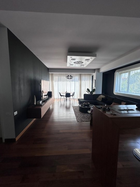 Apartament modern cu 3 camere, locatie excelenta