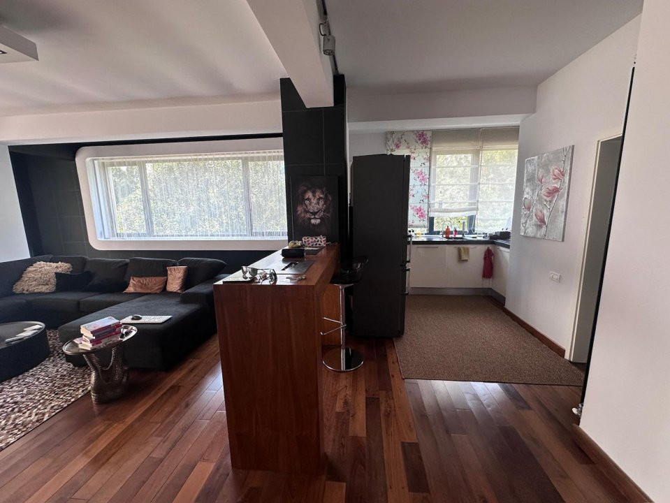 Apartament modern cu 3 camere, locatie excelenta