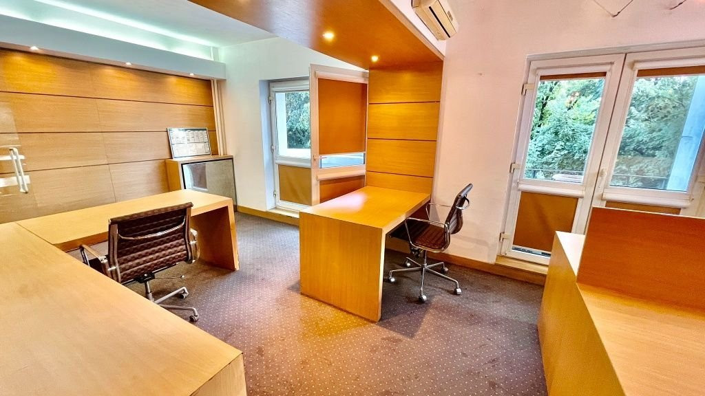 Super Investitie! 5 camere Unirii-Fantani, ideal birou, rezidential 