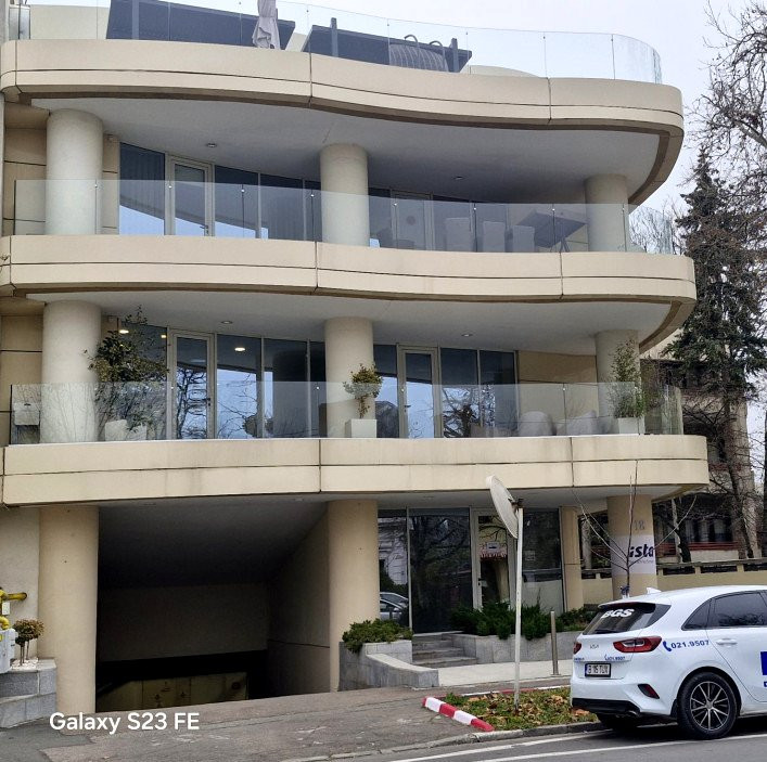 Birouri de închiriat in cladire boutique- Elefterie în zona Cotroceni – Eroilor 