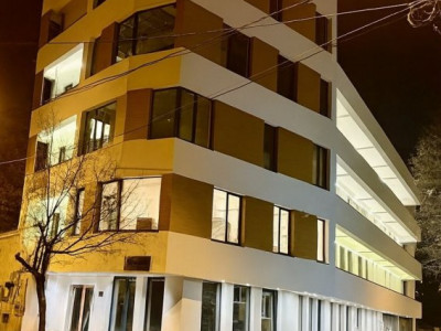Spatiu comercial 230 mp, Bld. Ferdinand, parter cladire noua