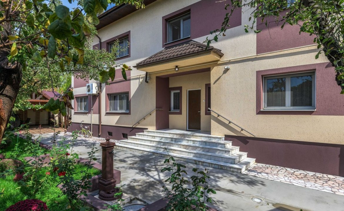 Vila eleganta langa Parcul Circului, 9 camere si 300 mp curte 