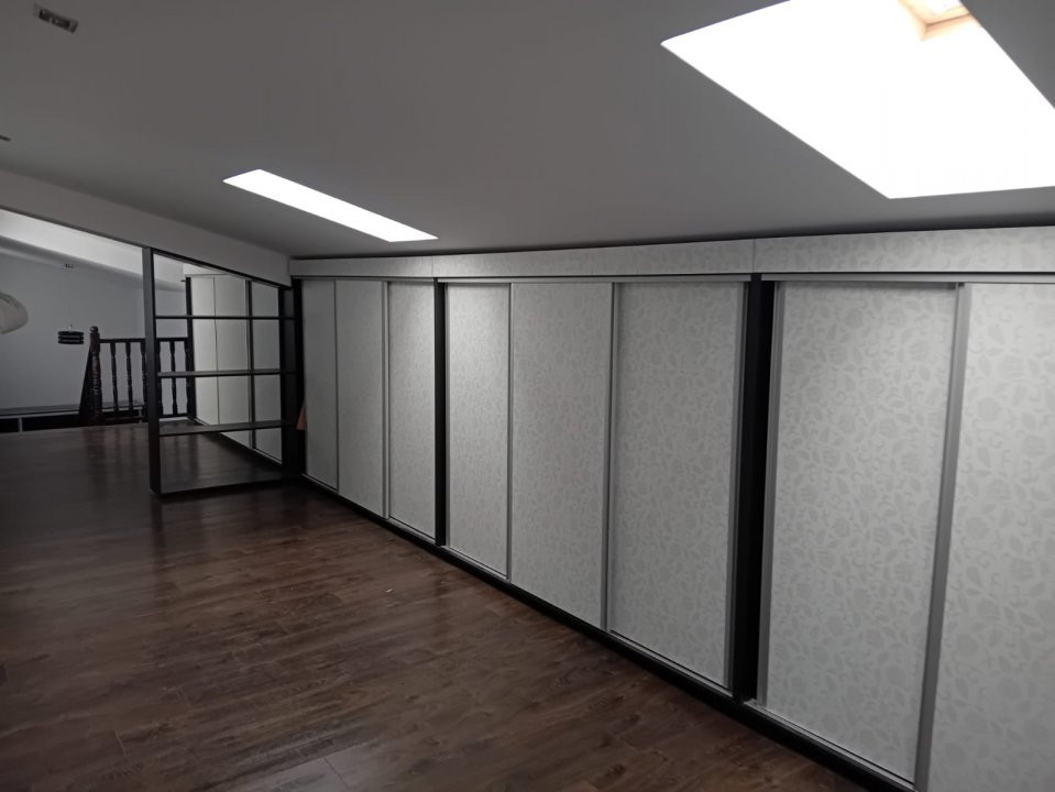 Vila moderna si spatioasa, constructie 2015, zona Mosilor