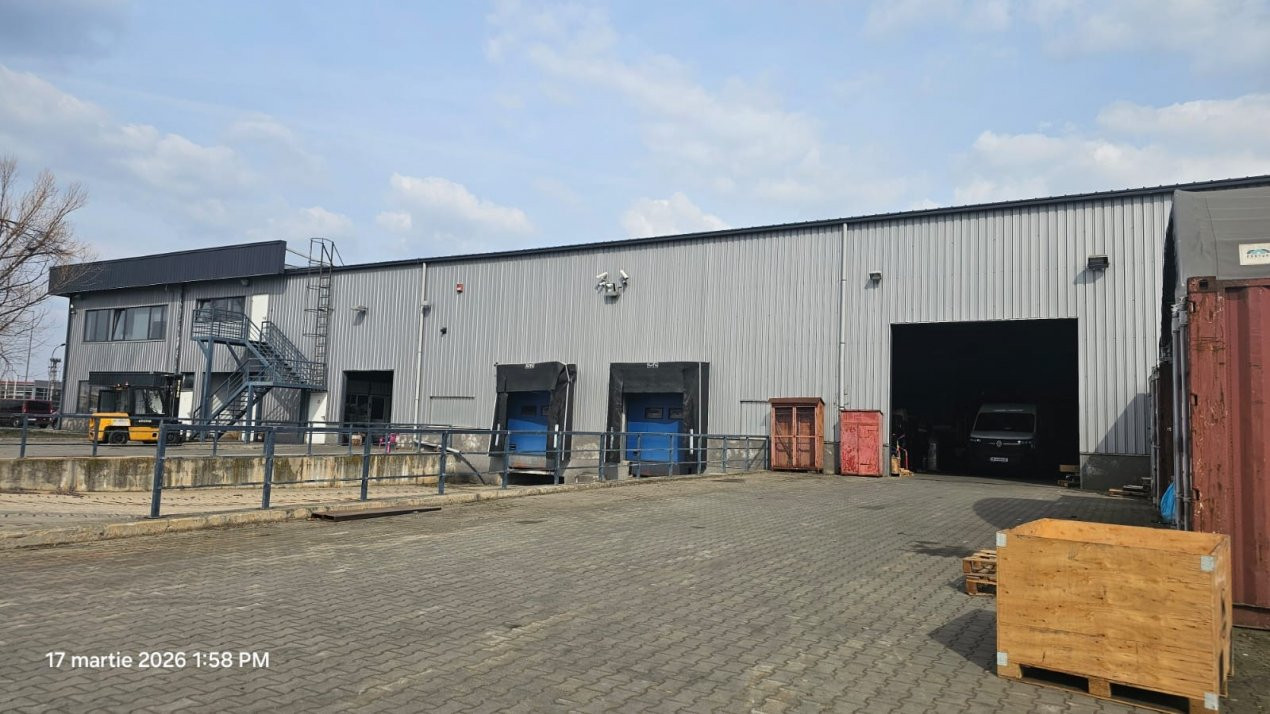 HALĂ INDUSTRIALĂ CU TEREN GENEROS 