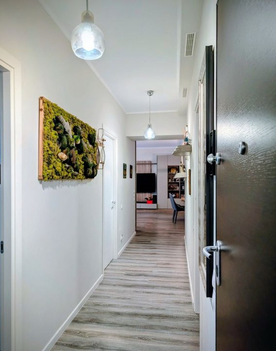 Apartament premium cu 4 camere, 2015, vedere superbă catre Lacul Tei