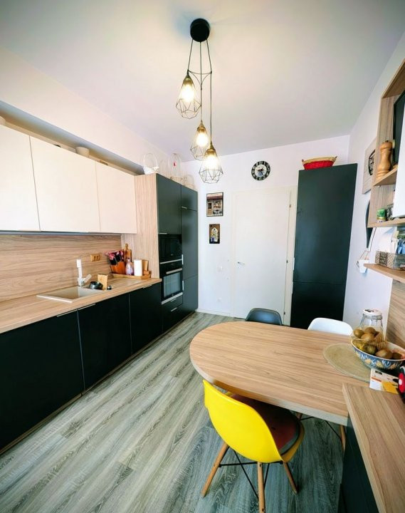 Apartament premium cu 4 camere, 2015, vedere superbă catre Lacul Tei