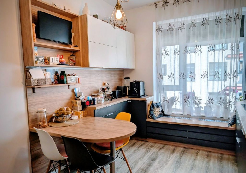 Apartament premium cu 4 camere, 2015, vedere superbă catre Lacul Tei