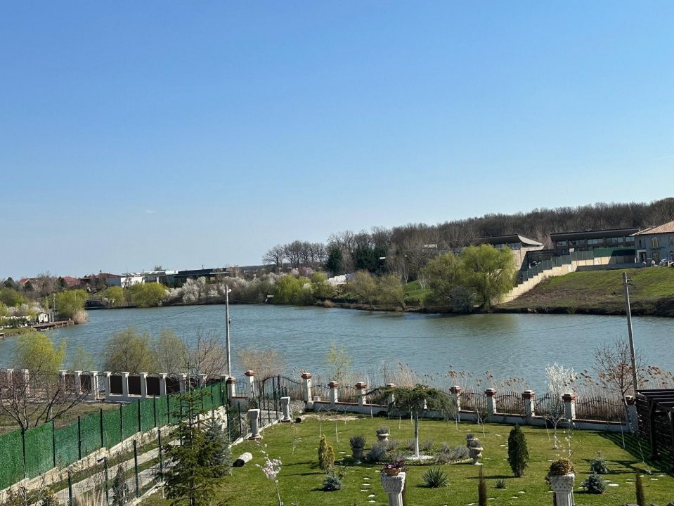 VILĂ DE PRESTIGIU ÎN LAGUNA ALBASTRĂ – CORBEANCA