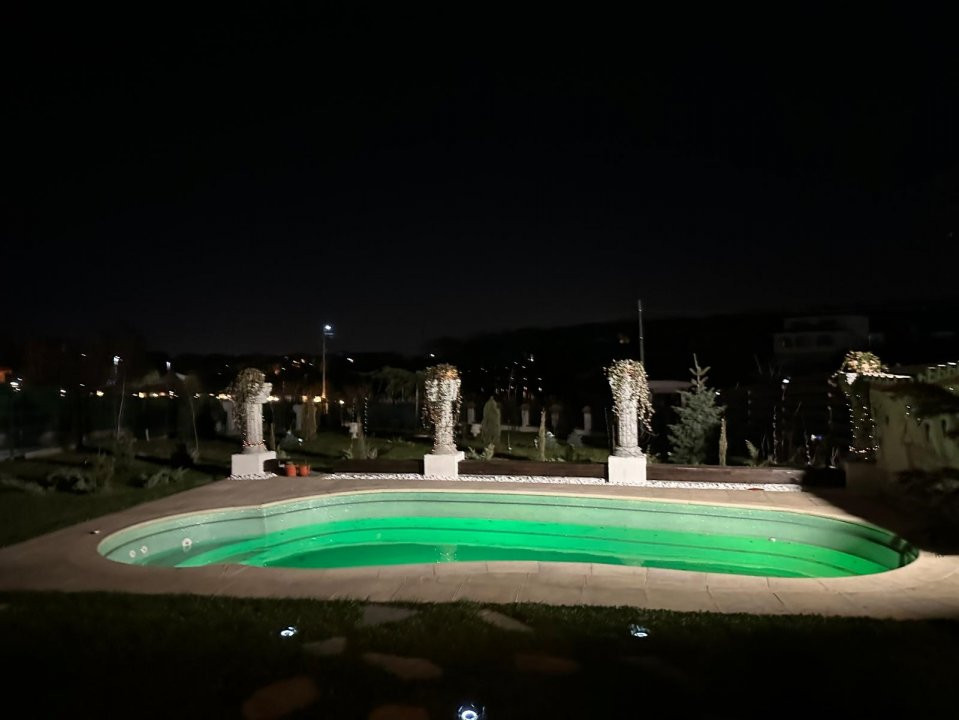 VILĂ DE PRESTIGIU ÎN LAGUNA ALBASTRĂ – CORBEANCA