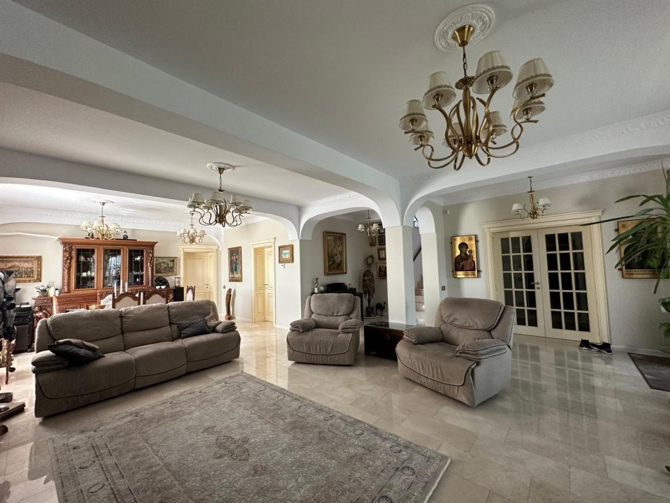 VILĂ DE PRESTIGIU ÎN LAGUNA ALBASTRĂ – CORBEANCA