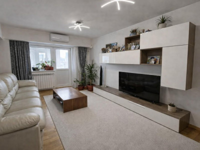Apartament cu 3 camere, Rond Alba-Iulia