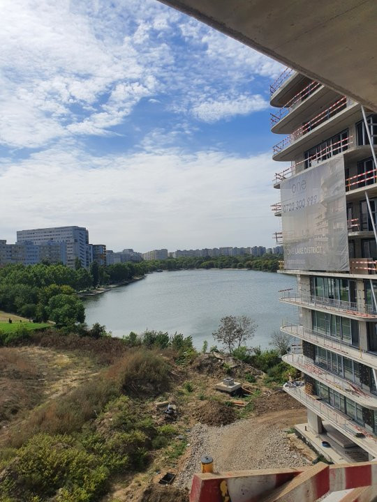Apartament de 120 mp, cu terasa imensa, vedere catre lac si discount substantial