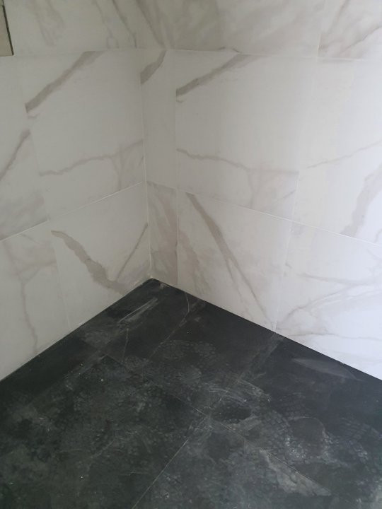 Apartament de 120 mp, cu terasa imensa, vedere catre lac si discount substantial