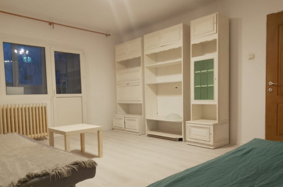 Apartament 3 camere, zona Bld. Unirii 