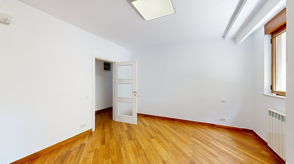 Apartament cu 3 camere, 111 mpc - Dorobanti, bloc 2010