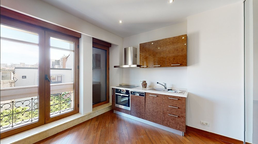Apartament cu 3 camere, 178 mpc - Dorobanti, bloc 2010