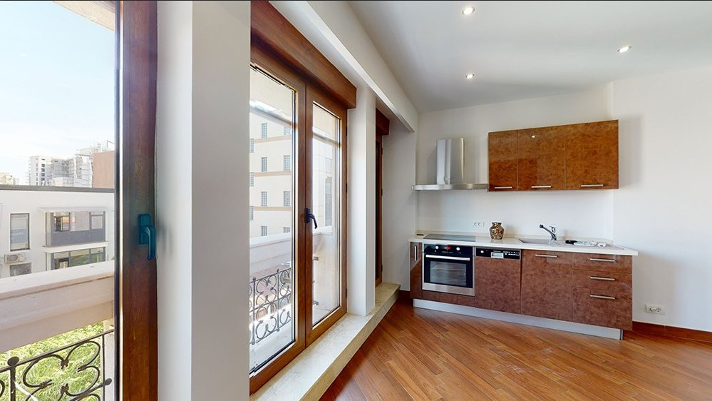 Apartament cu 3 camere, 178 mpc - Dorobanti, bloc 2010