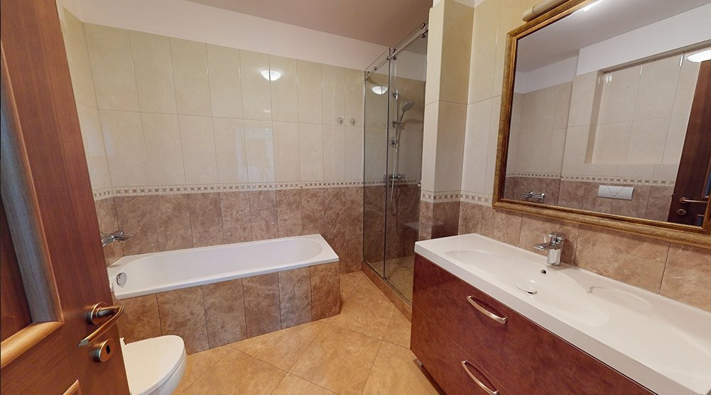 Apartament cu 3 camere, 178 mpc - Dorobanti, bloc 2010