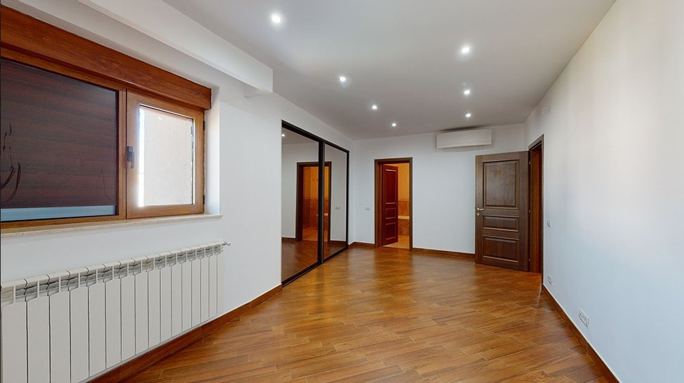 Apartament cu 3 camere, 178 mpc - Dorobanti, bloc 2010
