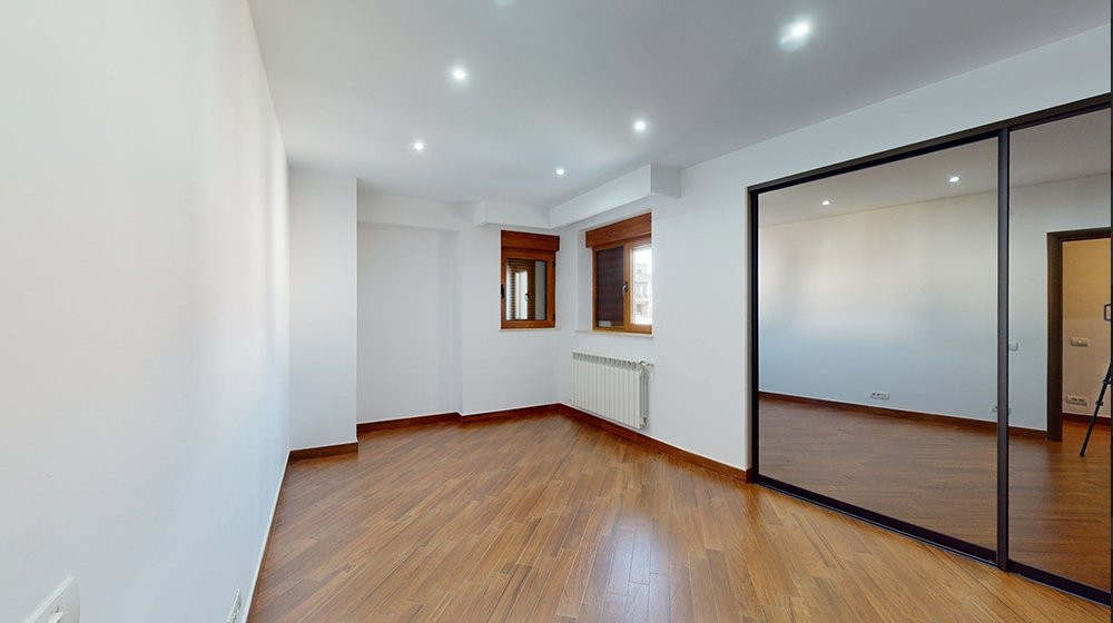 Apartament cu 3 camere, 178 mpc - Dorobanti, bloc 2010