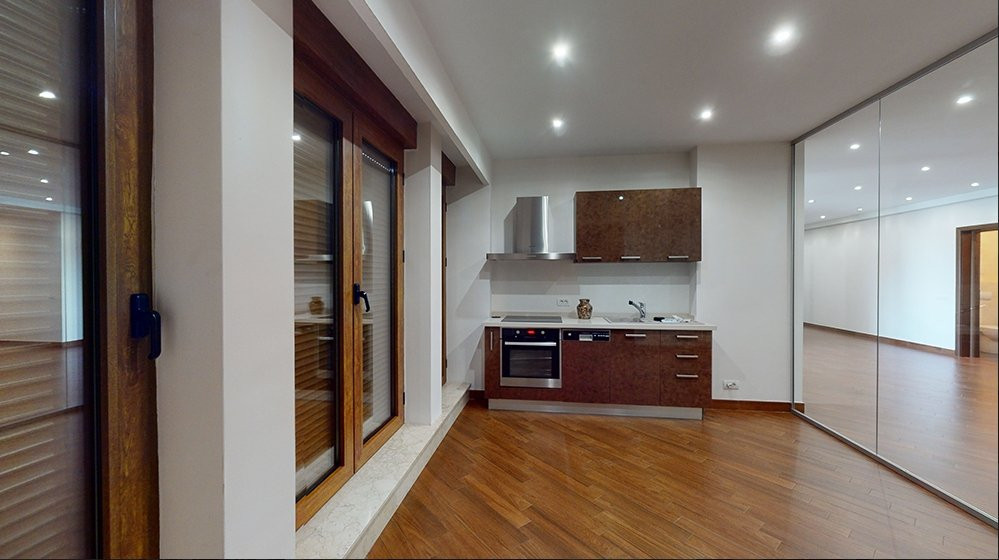 Apartament cu 3 camere, 178 mpc - Dorobanti, bloc 2010