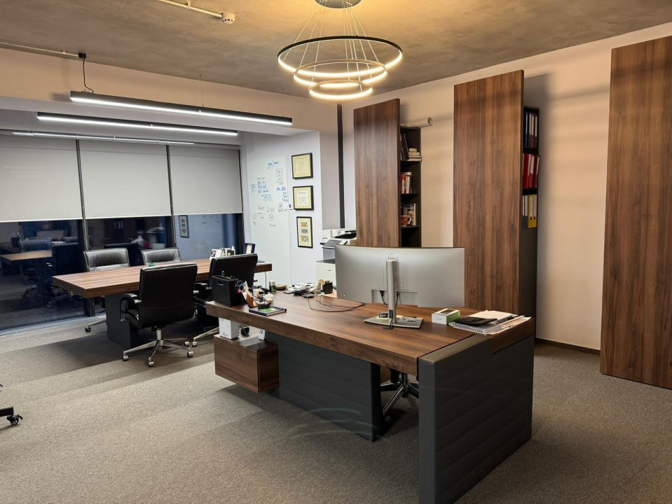 Spaţiu de birou în clădirea Mendeleev Office, zona Amzei - Piaţa Romană