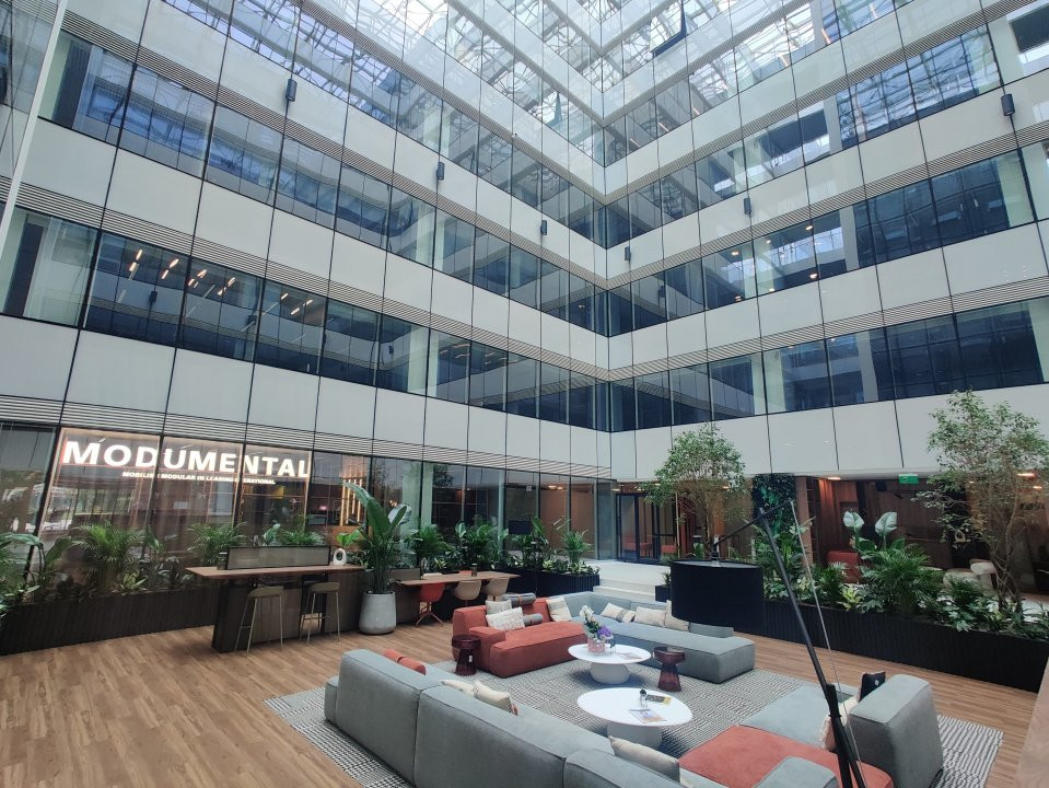 Spaţii de birouri de închiriat în clădirea Hermes Business Campus- Metrou Pipera