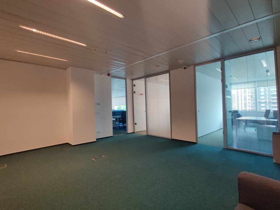 Spaţii de birouri de închiriat în clădirea Hermes Business Campus- Metrou Pipera