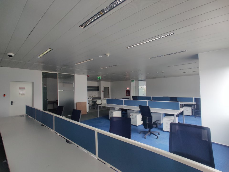 Spaţii de birouri de închiriat în clădirea Hermes Business Campus- Metrou Pipera